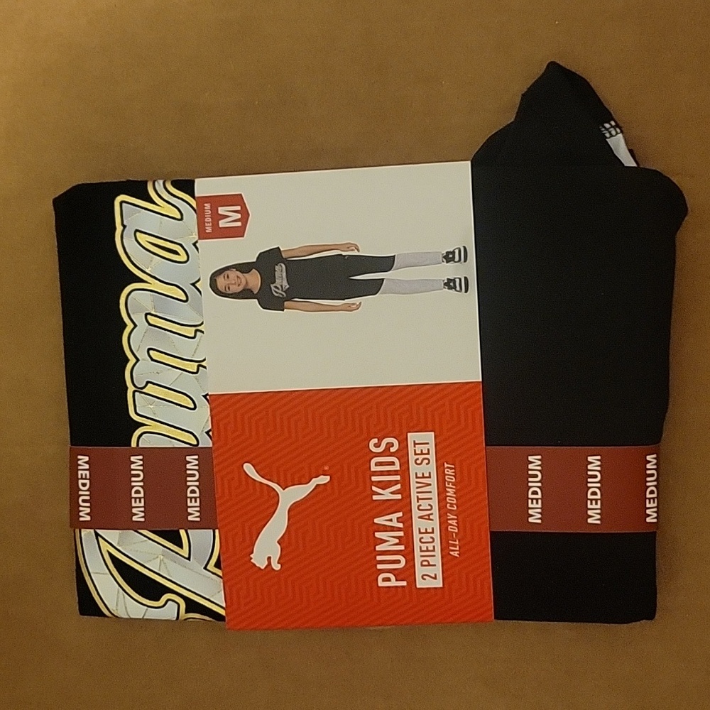 NWT: PUMA Girls 2 Piece Active Set